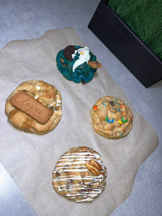 M&M Magic Cookie – Soft-Baked Candy Cookie